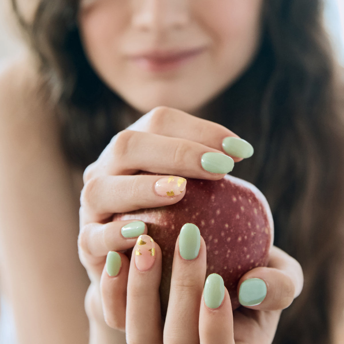 Green Gold Latte - ælina nail