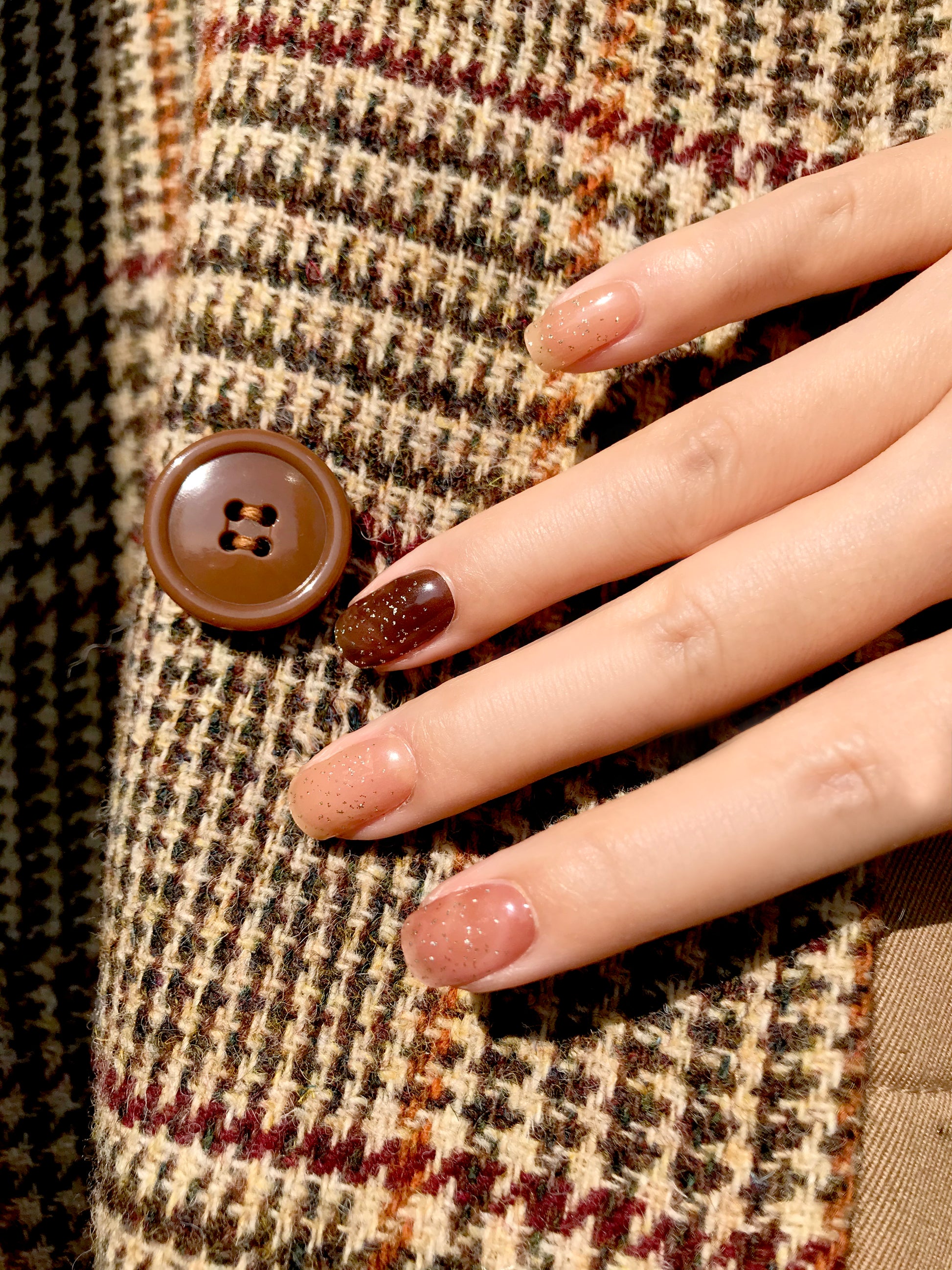 Earthy - ælina nail